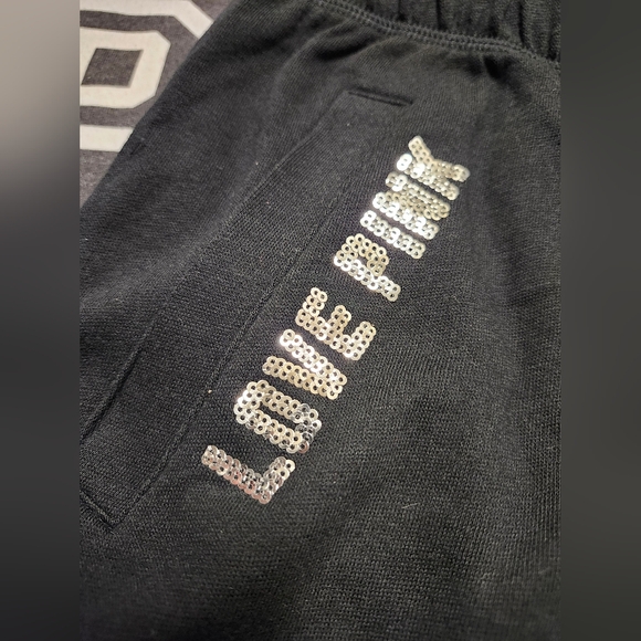 (H) VS Pink NWT Bling Miami Shorts ✨️ - Picture 3 of 6